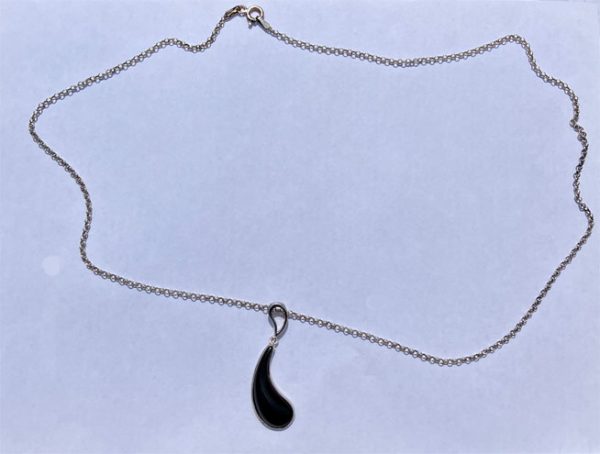 Silver and Black Agate Drop Necklace